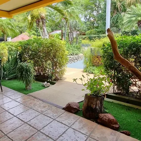 Mangaby Playa Hermosa Playa Hermosa  Exterior photo