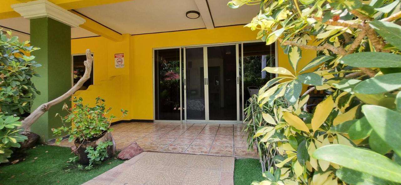 Mangaby Playa Hermosa Apartment *